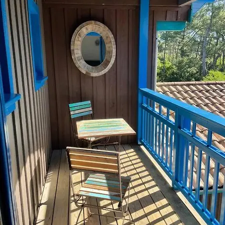 La Maison Aux Volets Bleus - Des Americains