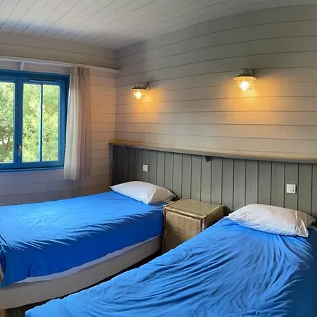 Ferienhaus La Maison Aux Volets Bleus - Des Americains *