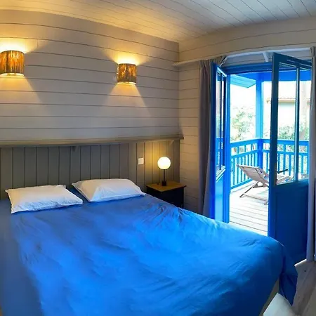 La Maison Aux Volets Bleus - Des Americains Ferienhaus